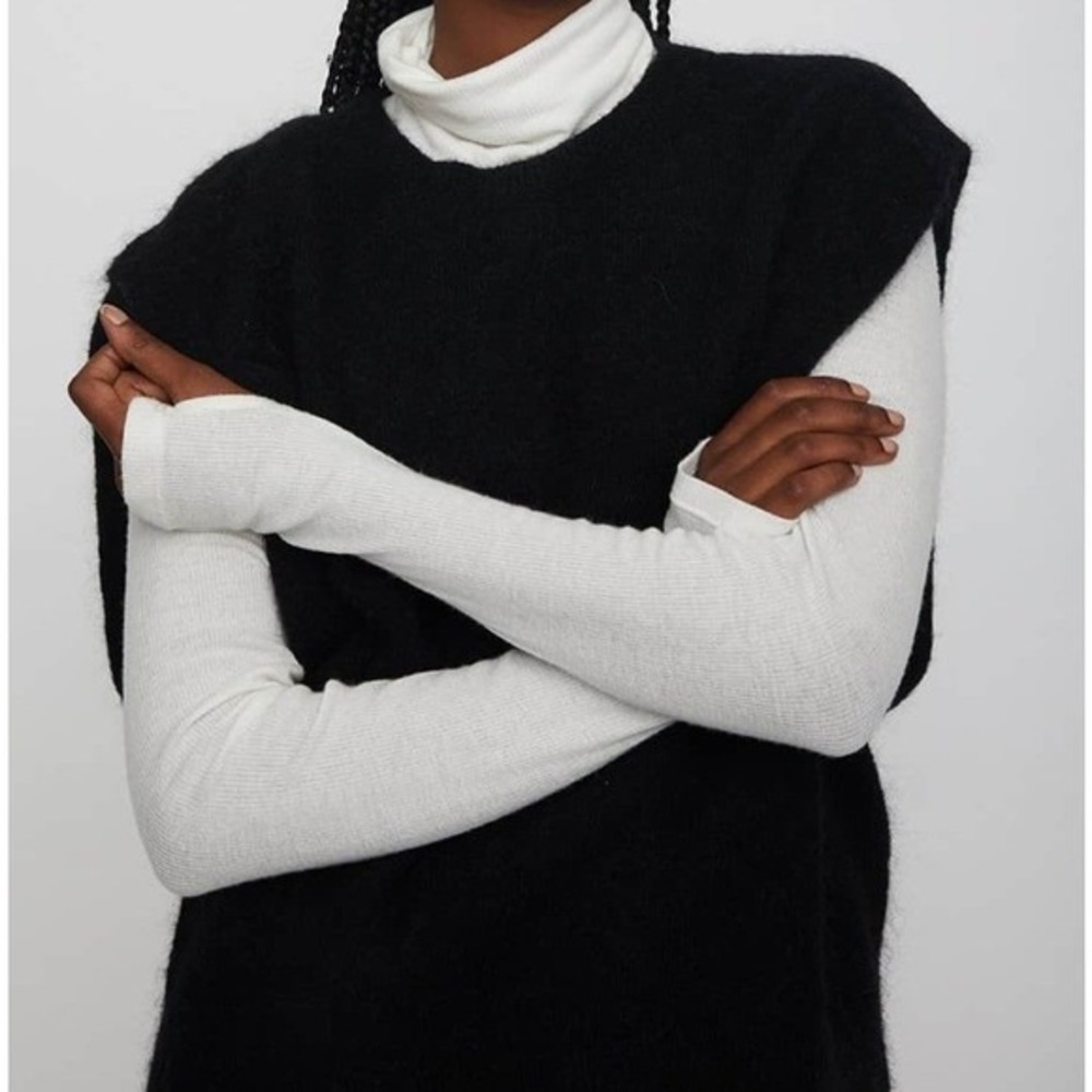 JUST FEMALE Women's Large Black Coldy Knit Black Mohair Wool Blend Vest Warm